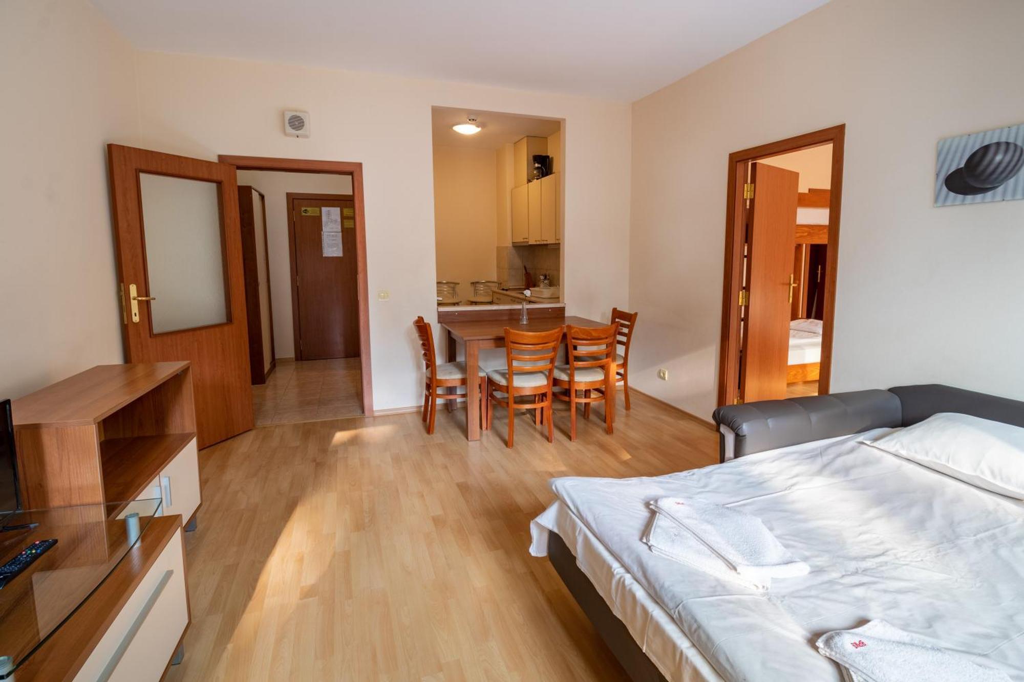 Pm Services Flora Apartments Боровец Экстерьер фото
