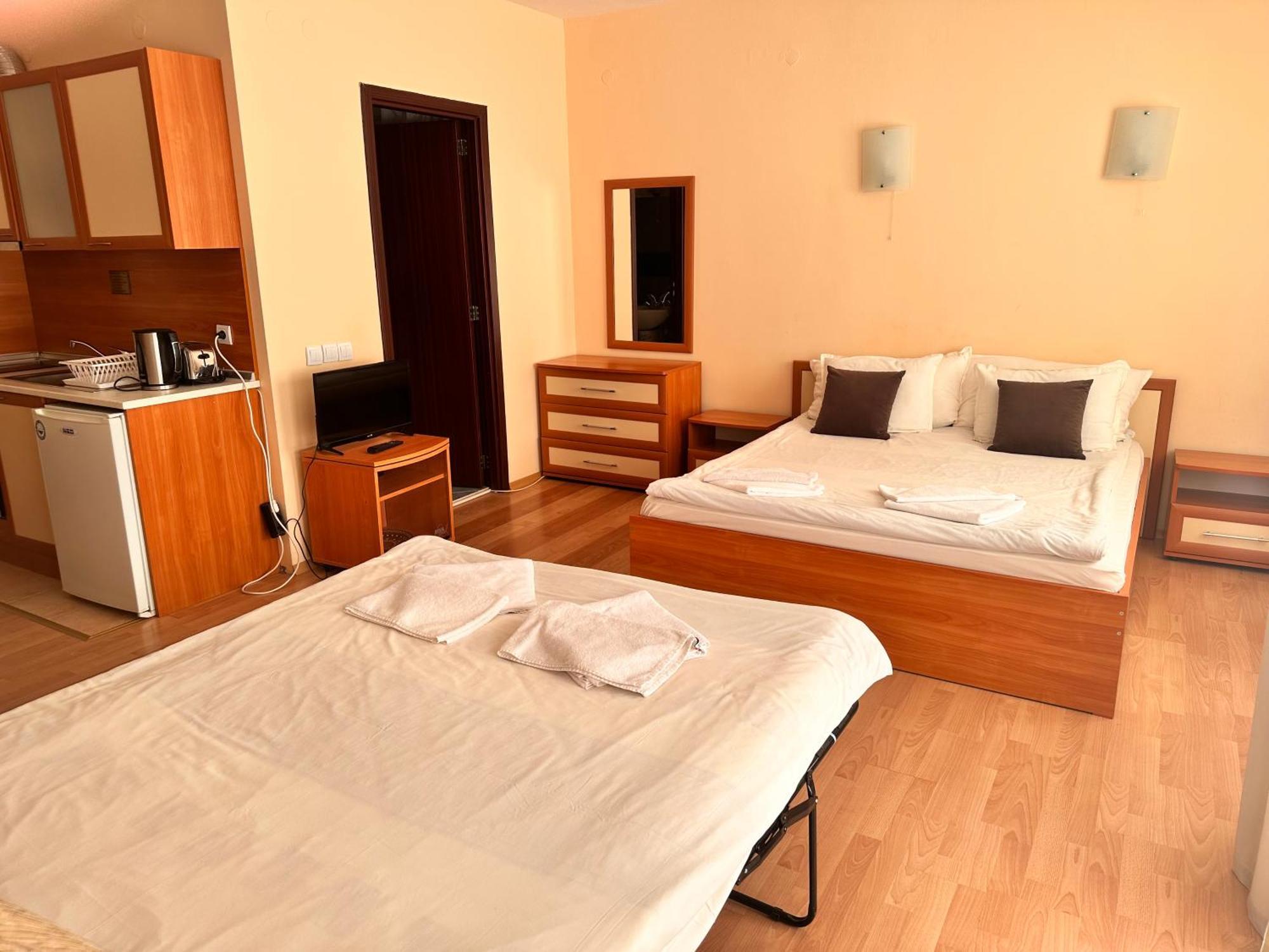 Pm Services Flora Apartments Боровец Экстерьер фото