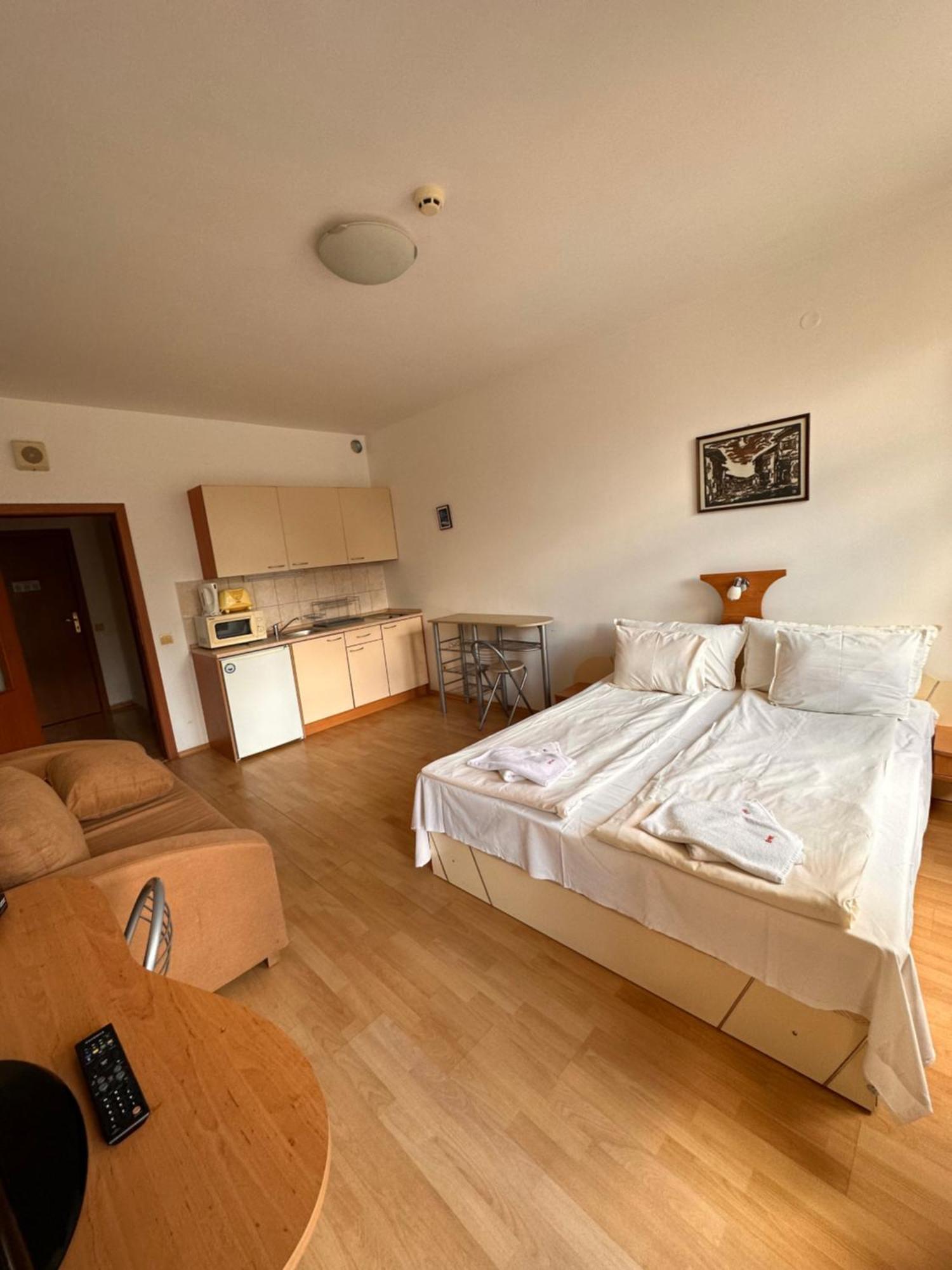 Pm Services Flora Apartments Боровец Экстерьер фото
