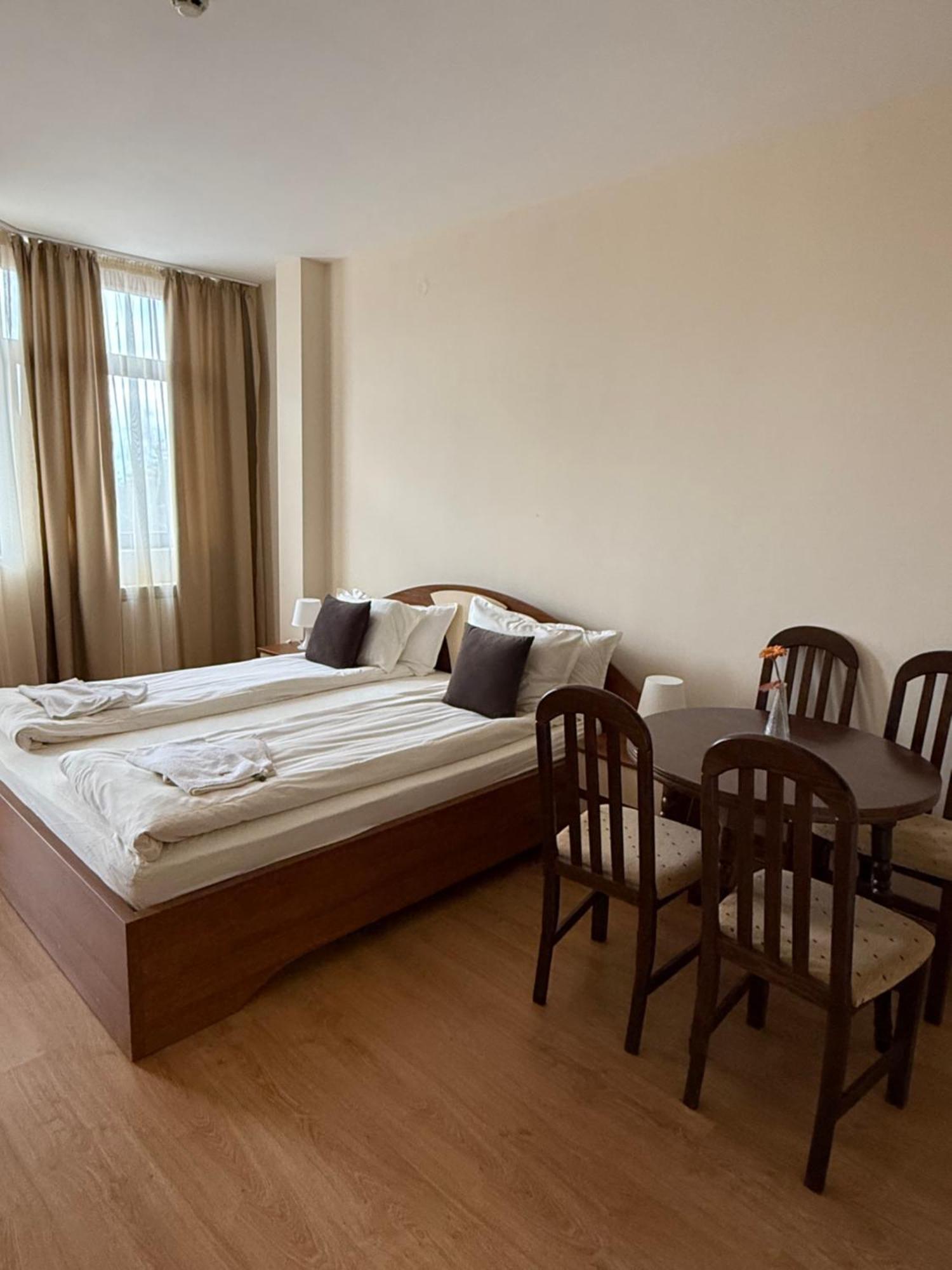 Pm Services Flora Apartments Боровец Экстерьер фото